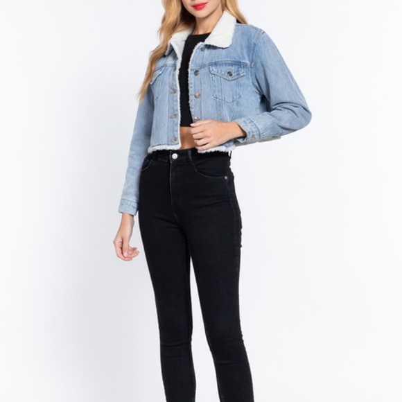 Last New Crop Denim Jean Jacket Frayed Sherpa Inner Fur Long Sleeve Premium - Picture 6 of 10